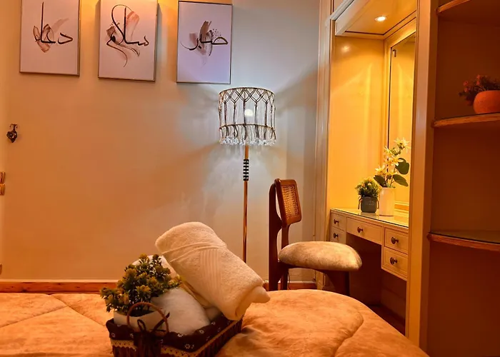 Sunset Homes In Downtown Cairo